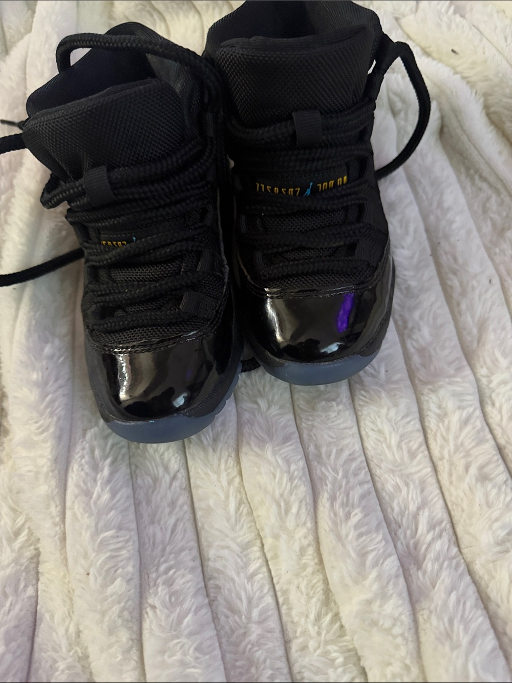 Jordan Kids Black Patent High-Top Sneakers